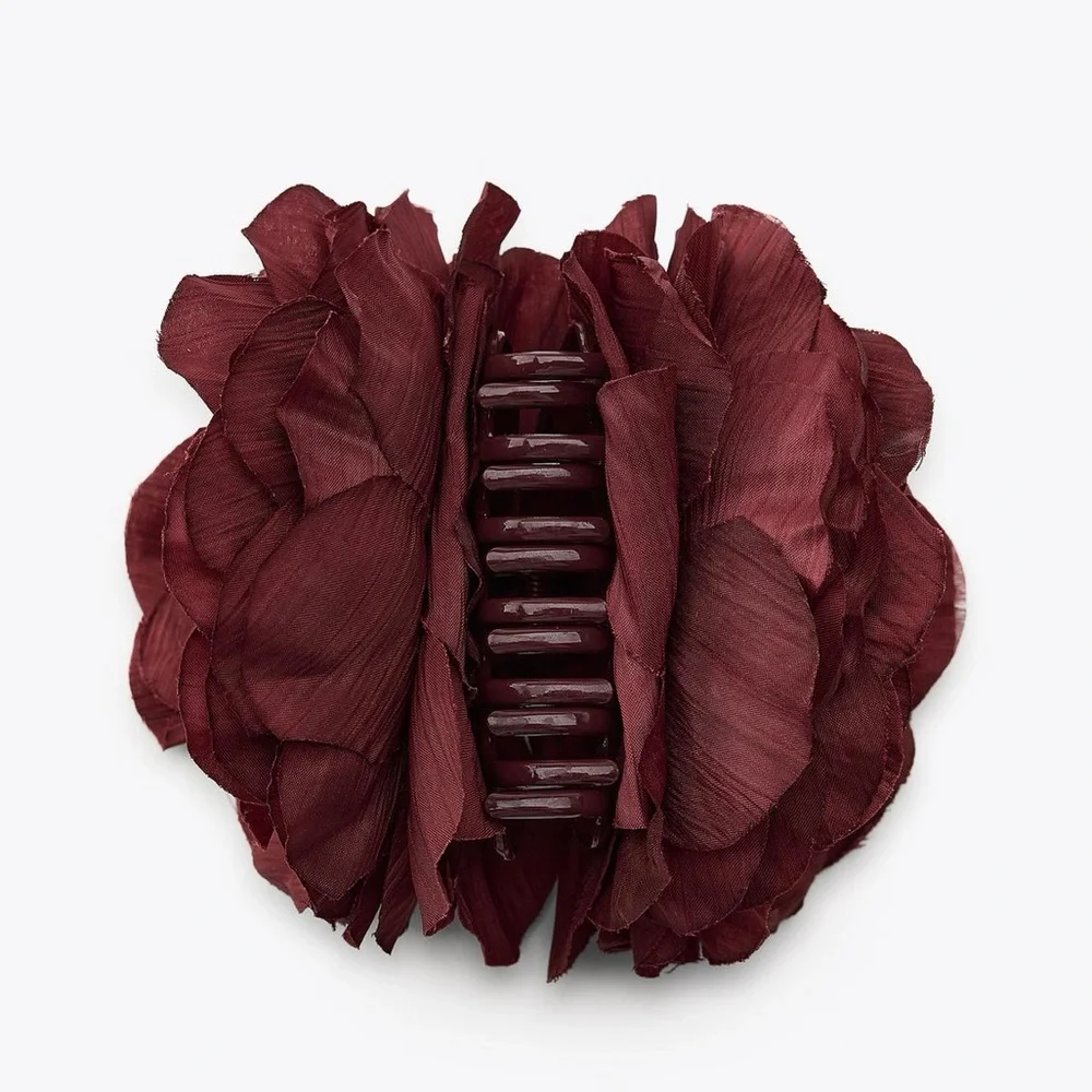 Zara Woven Floral Hair Clip in Burgundy - Picture 9 of 9
